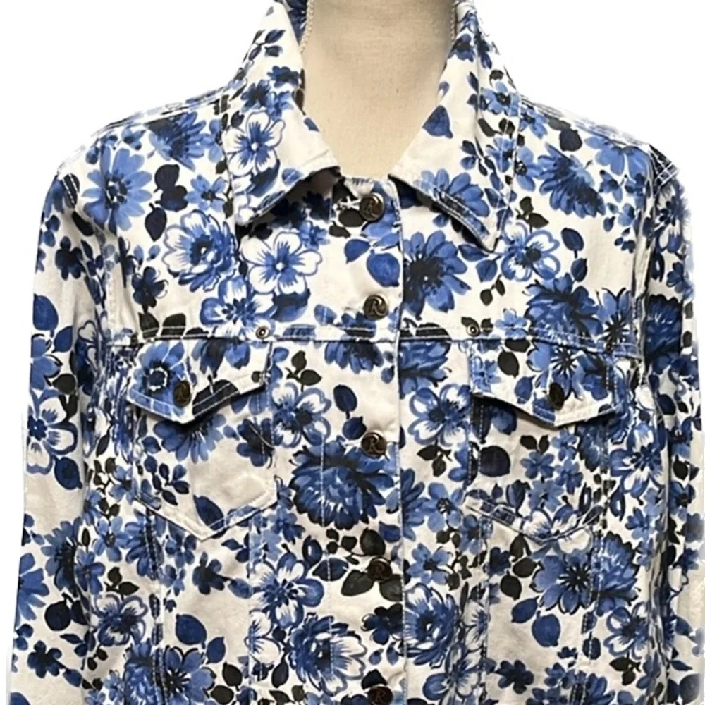 Roaman’s Blue & White Floral Denim Jacket 16W - Picture 3 of 15